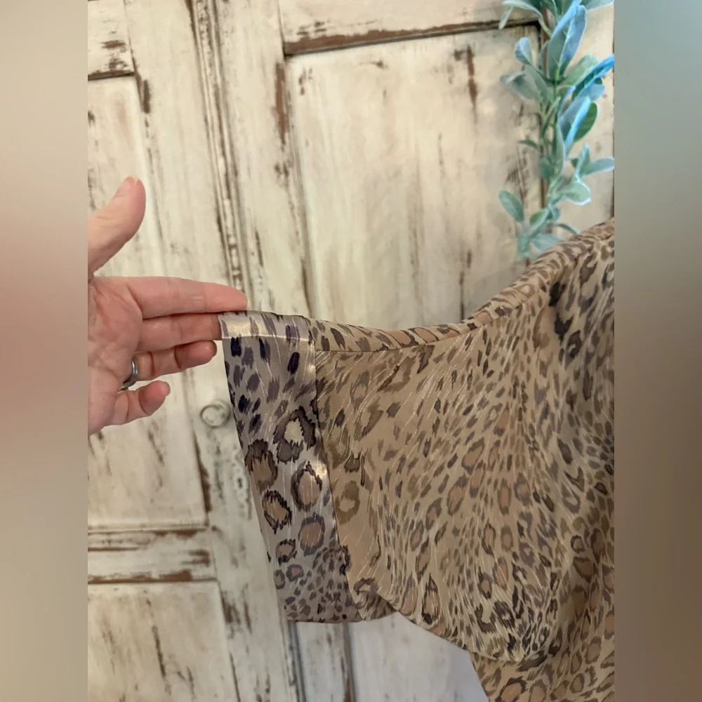 Delicates Cami and robe set. Semi Sheer. Leopard print. XL. Intimate, sexy,
